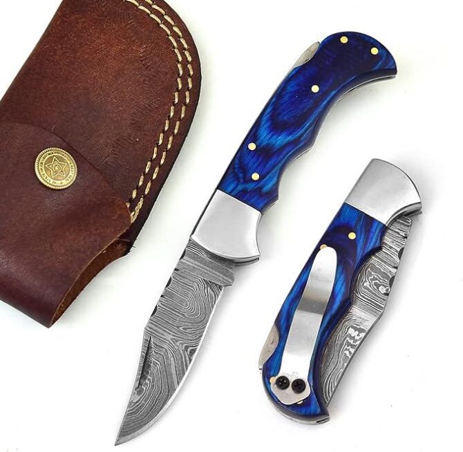 Hand Made Damascus Super Sharp Blade Pocket Folding Knife