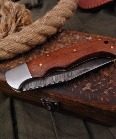 Handmade Damascus Pocket Knife natural Wood Handle With Genuine Leather Sheath