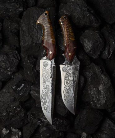 Handmade Stainless Steel Strong Grip Handle Sharp Bowie Knife